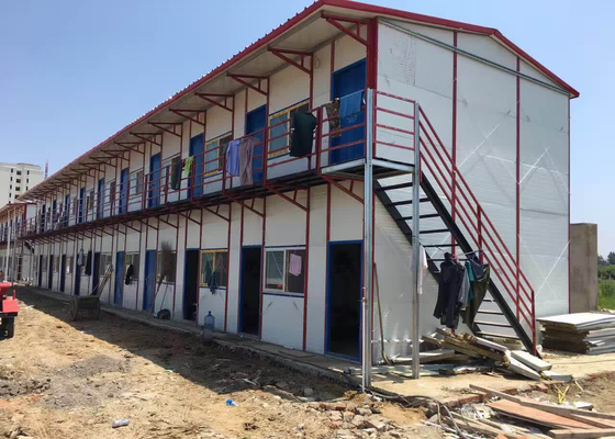 Rumah Rangka Baja Ringan Prefabrikasi Rakitan Cepat Disesuaikan
