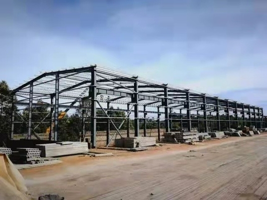 Bangunan Rangka Baja Industri Pertanian Konvensional Untuk Carport