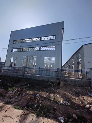 Lokakarya Struktur Baja Kimia Industri Rangka Baja Prefabrikasi yang Dicat